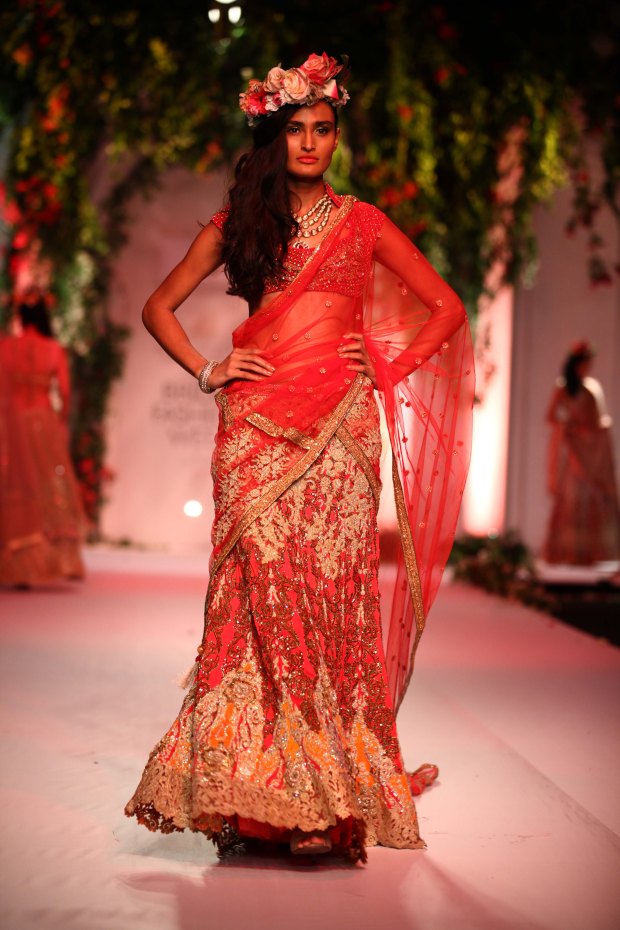 India Bridal Fashion Week Delhi 2013 - Model seen in Falguni & Shane's Collection_1 (1)