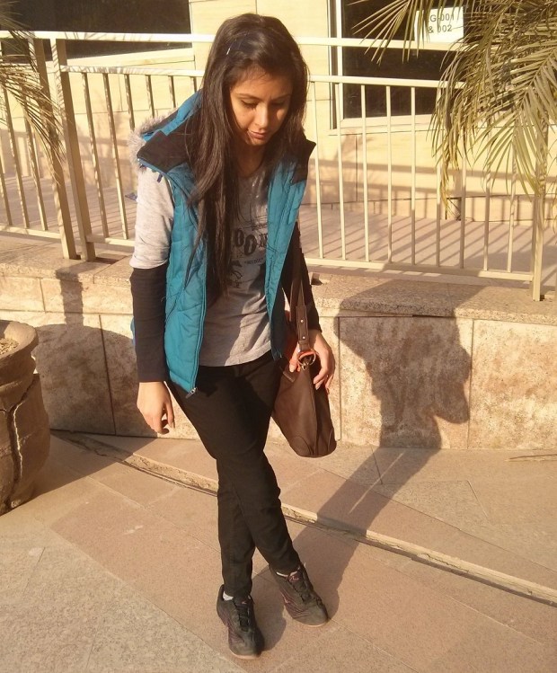 kintyish.com_indianfashionblog_blue_woodland_jacket_3