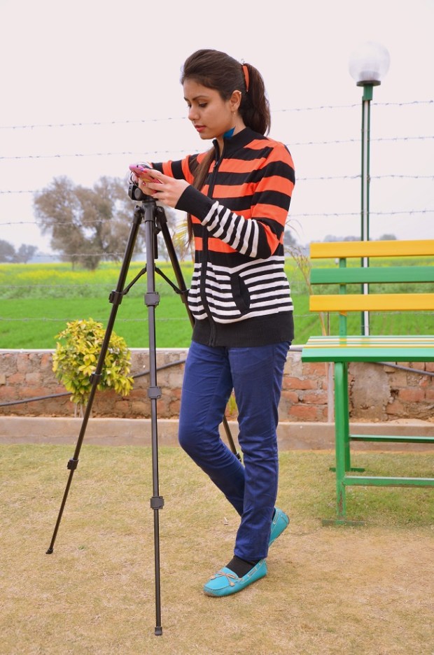 kintyish.com_indian_fashion_blog_orange_winter_outfit_6