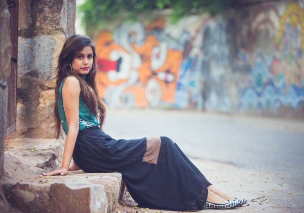 kintyish.com_indianfashionblog_turtletop_and_palazzo_ootd_outfitpost_9