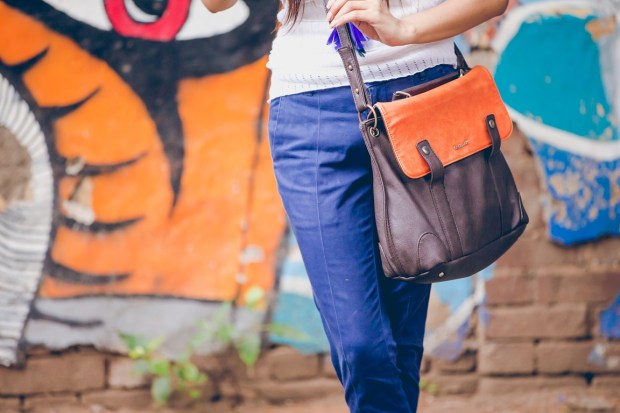 himanshimukhija_kintyish.com_indianfashionblog_feather_post_1.3