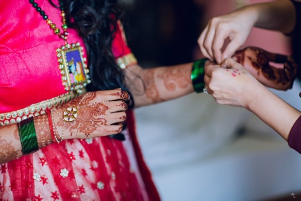 how to curate buy bridal wedding lehenga outfit bridal makeup and jewellery_kintyish.com_indian fashion and lifestyle blog _ himanshi mukhija_12