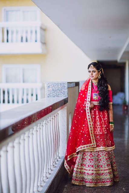 how to curate buy bridal wedding lehenga outfit bridal makeup and jewellery_kintyish.com_indian fashion and lifestyle blog _ himanshi mukhija_21