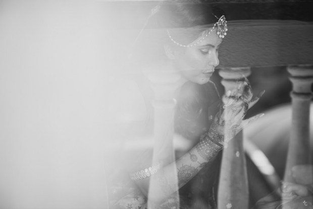 how to curate buy bridal wedding lehenga outfit bridal makeup and jewellery_kintyish.com_indian fashion and lifestyle blog _ himanshi mukhija_9