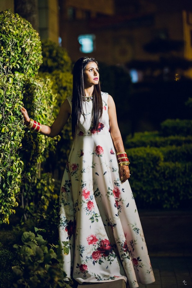 indian fashion blogger himanshi mukhija kintyish wedding gown reception outfit tiara princess gown_7